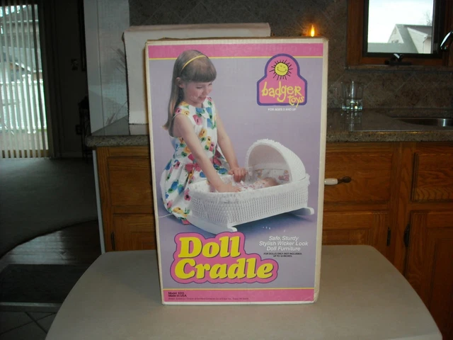 Vintage 1970’s Rocking Doll Cradle White Wicker Badger Toy / Basket Company