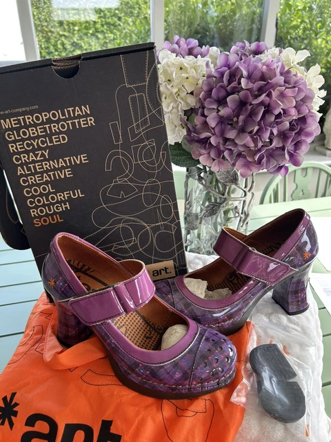 The art Company Shoes Size 4 Worn Once Glam 70s Vibe