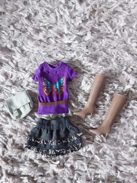 2003 Barbie Fashion Avenue-Beat Street Outfit C4004 (As shown