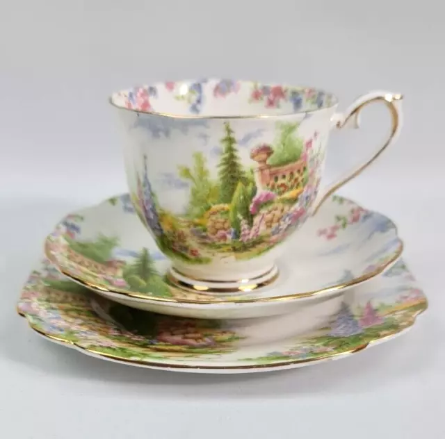 ROYAL ALBERT TRIO 