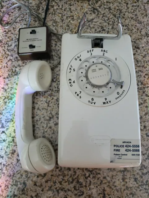 VINTAGE Western Electric Bell System WHITE 554 Rotary Dial Wall Telephone Archer