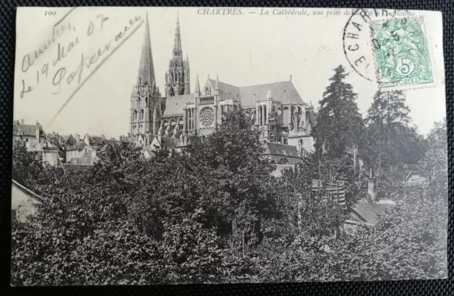 CPA 28 CHARTRES - La Cathédrale - Vue Prise de la Porte Guillaume