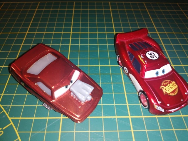 lot de  voitures cars disney pixar metal  d occasion