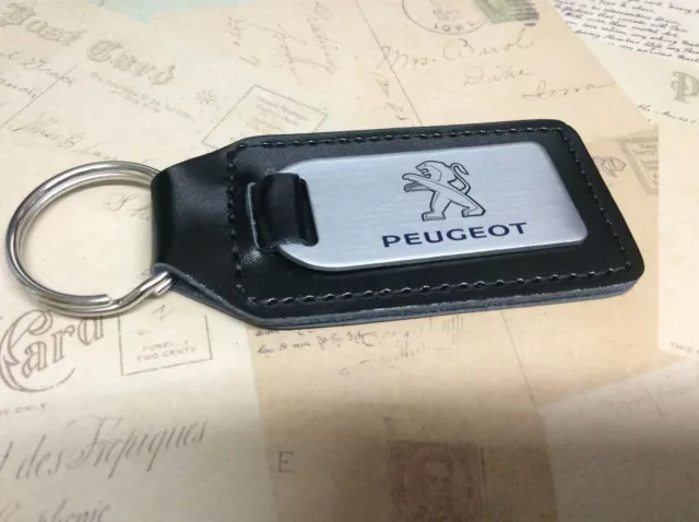 Peugeot Llavero Grabado Y No Relleno en Piel