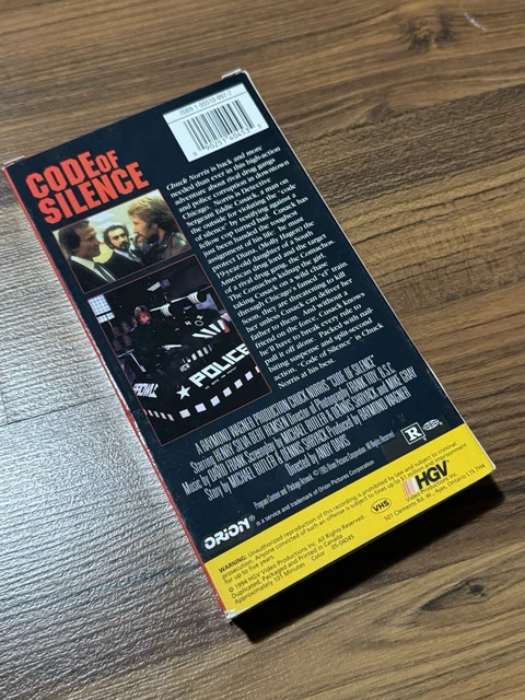 CODE OF SILENCE VHS 1985 Action Movie Chuck Norris Henry Silva Dennis ...