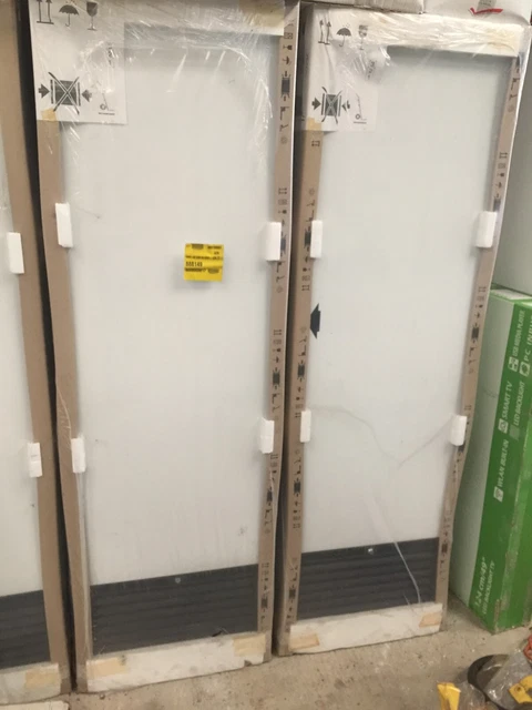Upright Single Door Storage Chiller/Fridge Upright Single Door Storage Chiller/Fridge