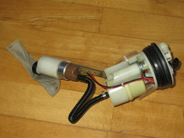Aprilia RS4 125 T4; Benzinpumpe