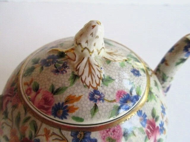 Royal Winton Grimwades Old Cottage Chintz (Pre 1960, Cream) 3-Cup TEAPOT 3
