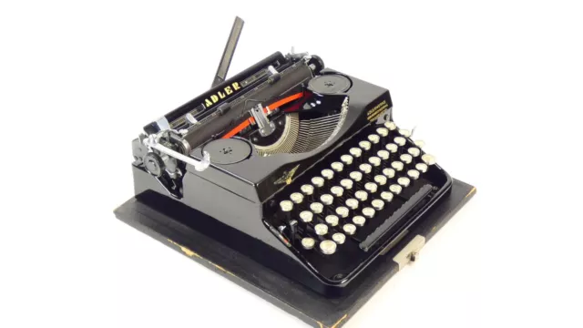 MAQUINA DE ESCRIBIR ADLER Mod.32 S AÑO 1938 TYPEWRITER SCREIBMASHCHINE