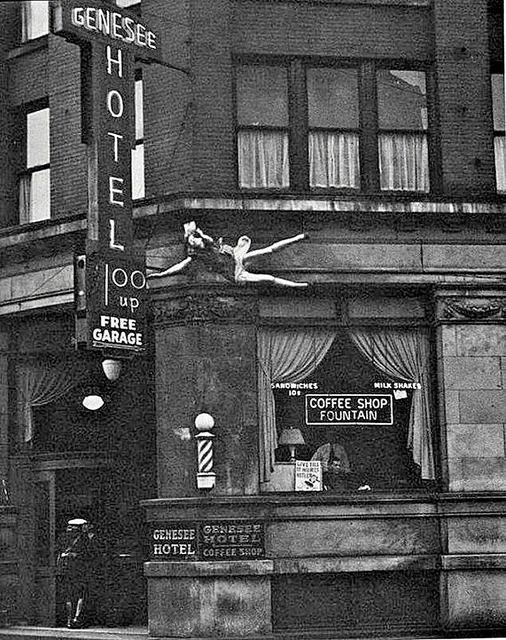 Antique Suicide Drop Photo 886b Oddleys Strange & Bizarre