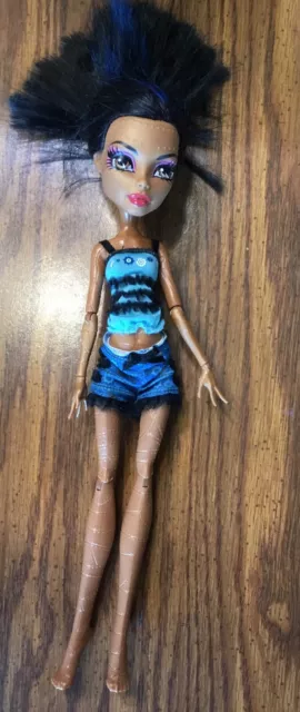 Monster High Robecca Steam Dead Tired Doll Pajamas