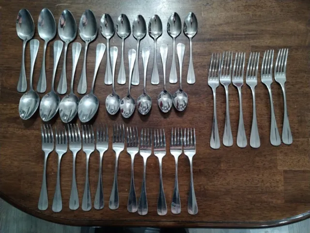 Wallace Baguette Stainless Flatware Lot of 36 Pieces Glossy 18/10 set fork spoon