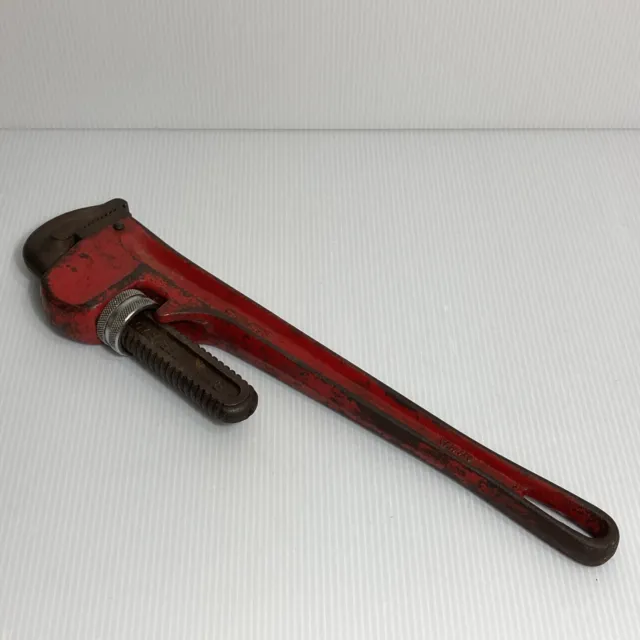 SERVESS HEAVY DUTY PIPE WRENCH Drop Forged Jaws 18” Alloy Steel MADE Taiwan