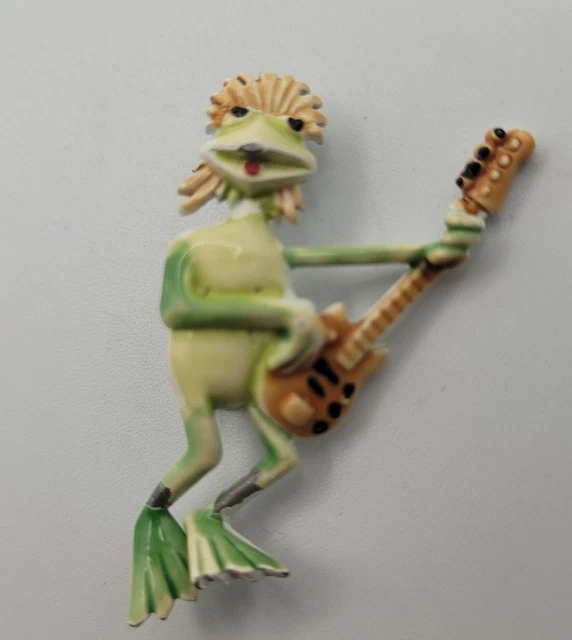VTG Enamel Frog Playing Guitar Figural Pin, Green & Orange on White, 2"L