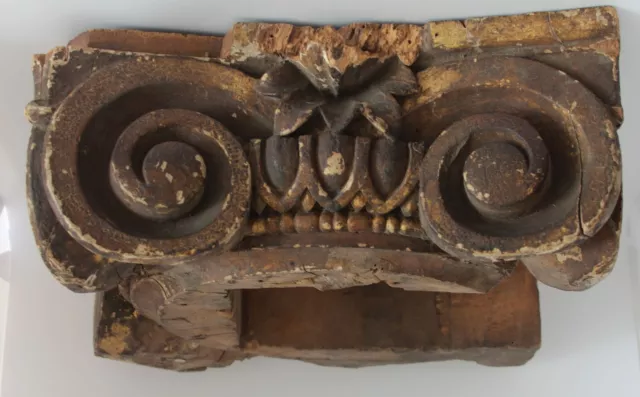 antique 16th - 17th Century carved & gilt wooden Capital of a Ionic column, 28cm