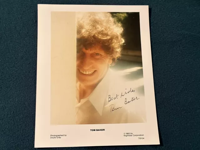 TOM BAKER vintage 1984 SIGNED rare 10x8 color portrait still DOCTOR WHO 80s 4th