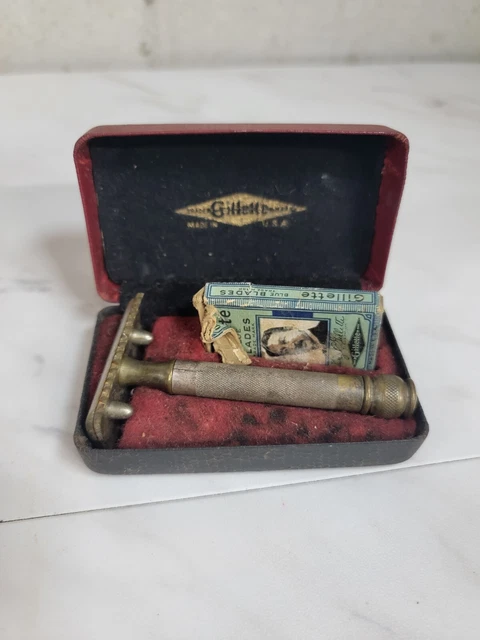 Vintage 1930's Gillette NEW GOODWILL DE Safety Razor  Clean! 15