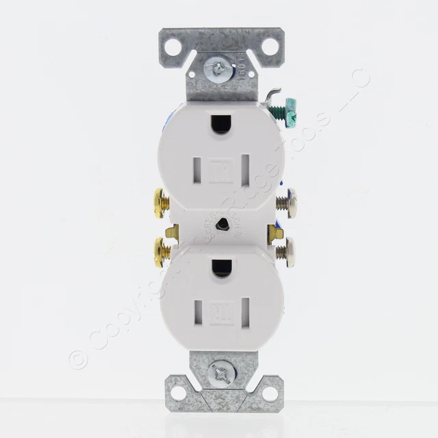Eaton White TAMPER RESISTANT Duplex Receptacle Outlet NEMA 5-15R 15A Bulk TR270W