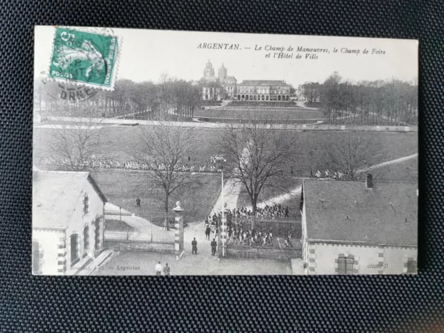 CPA 61 ARGENTAN - Le Champ de Manoeuvres - Le Champ de Foire