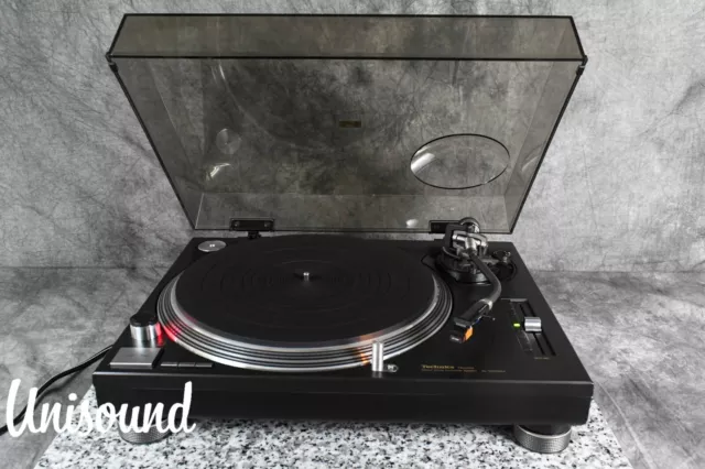 Technics SL-1200MK4 Black direct drive DJ turntable  in Excellent Condition