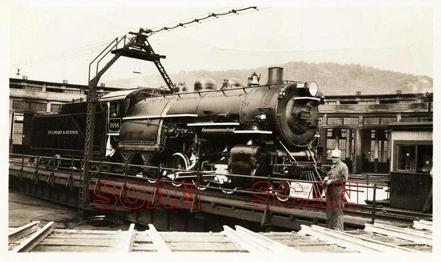 2BB927 RP 1940s DELAWARE & HUDSON RAILROAD 280 LOCO #1026 TURNTABLE