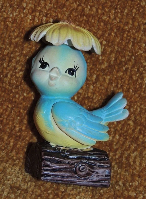 Vintage Bluebird Figurine With Daisy On Head