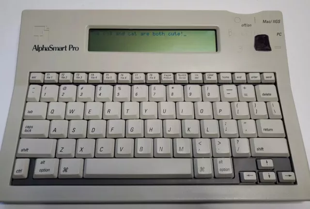 AlphaSmart Pro Keyboard Word Processor Holds 8 Files For PC Computer Transfer