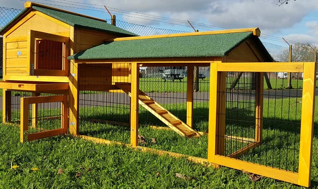 Eggshell rabbit hutch outlet