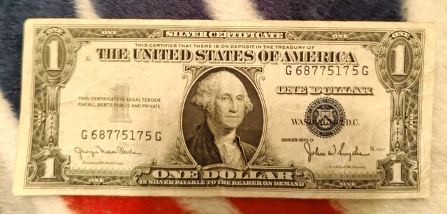 One Silver Certificate One Dollar Bill Series 1935 D (Blue Seal) K7557