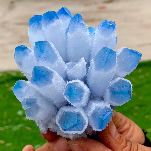 379G New Find sky blue Phantom Quartz Crystal Cluster Mineral Specimen Healing