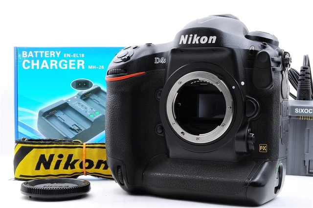 Nikon D4S Digital SLR Camera 16.2 MP Body Only w New Battery Charger From Japan