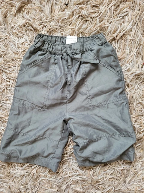 Pantaloncini verdi per ragazzo UK taglia 5-6 anni nuoto
