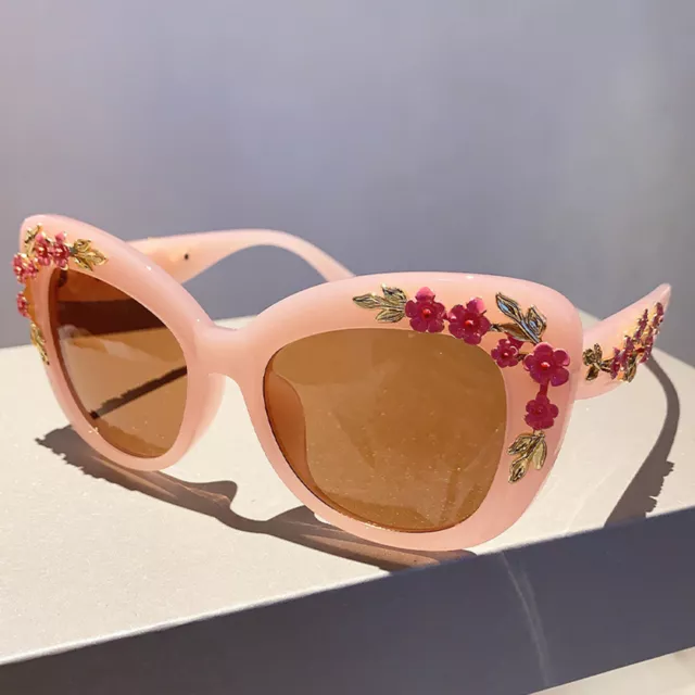 Trendy Oversized Sunglasses with Embossed Flower Frame Tinted UV Protection 3