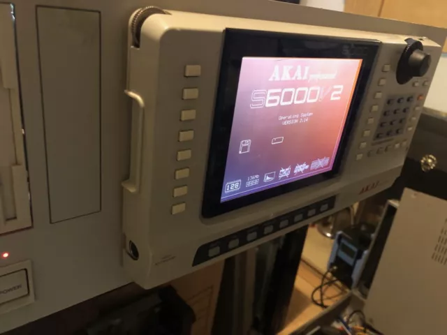AKAI Professional S6000 Stereo Digital Sampler.