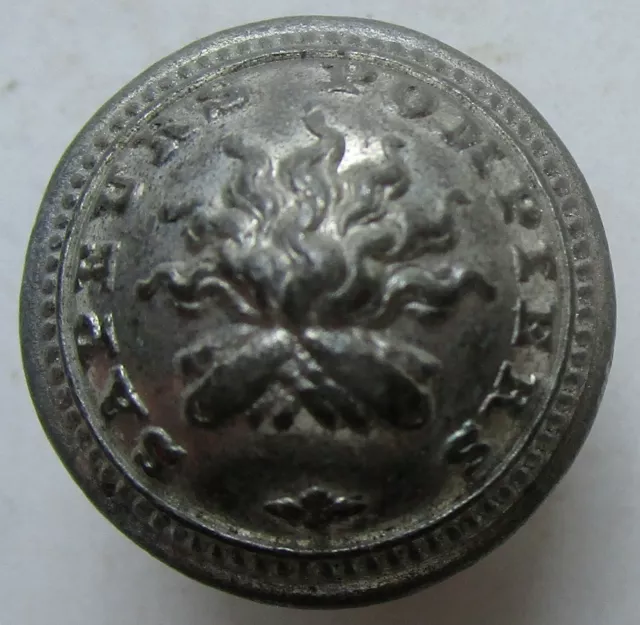 Bouton bombé métal argenté: Sapeurs Pompiers au bûcher de 19 mm