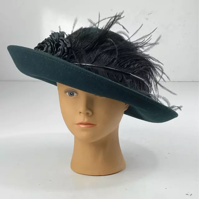 Famous Millinery Wrap Around Feathered Wool Hat Womens One Size Green Black USA