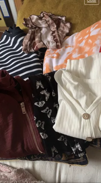 BUNDLE GIRLS CLOTHES FOR AGE APPROX 11-13 yrs US SIZE 2
