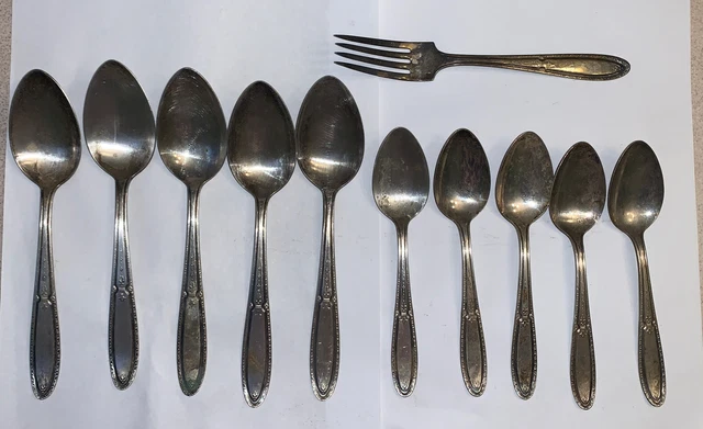 Lot Of 11 Antique Vintage Collectible Isabella Silver Plate - Usa Spoons Fork