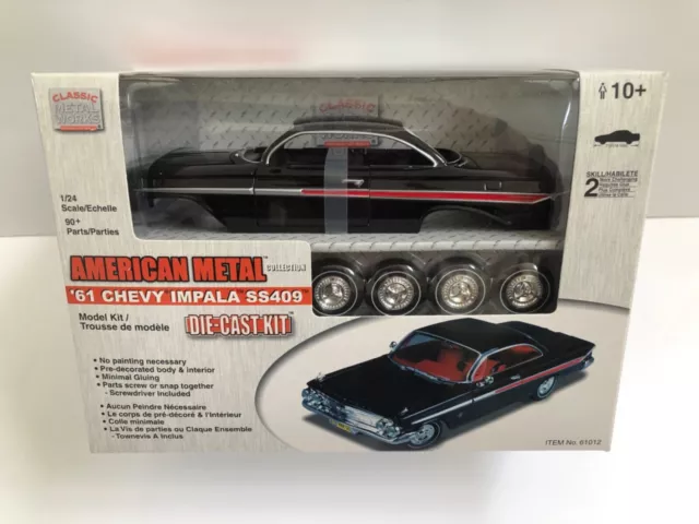 Classic Metal Works - 1961 Chevy Impala SS 409 - MODEL KIT - diecast 1/24 scale