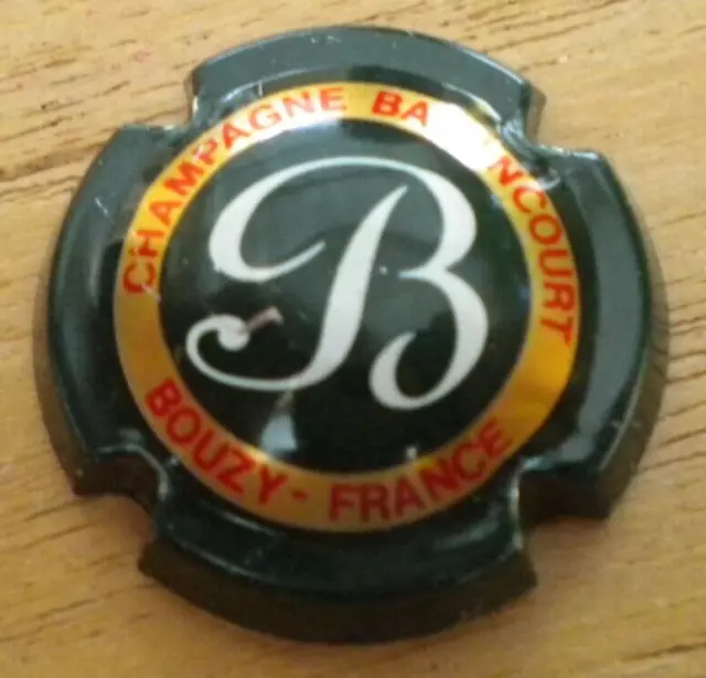 capsules de champagne barancourt  n°16  (vert foncé B blanc) cote 5€