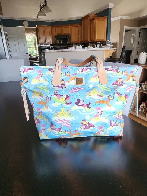 Disney Dooney & Bourke Fab 5 Beach Tote -  - Retired Aulani Exclusive