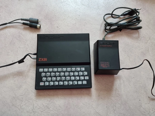Ordinateur vintage Sinclair ZX81 complet avec alimentation et