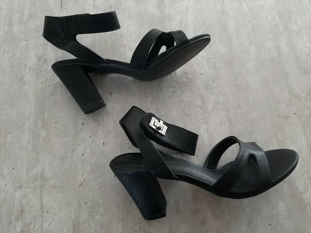 Scarpe Donna / Sandali Tg. 39 Nuovo Marchio