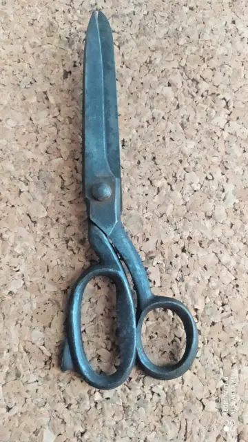 Vintage Old Iron Scissors Tailoring Sewing Cutting Tool Shears