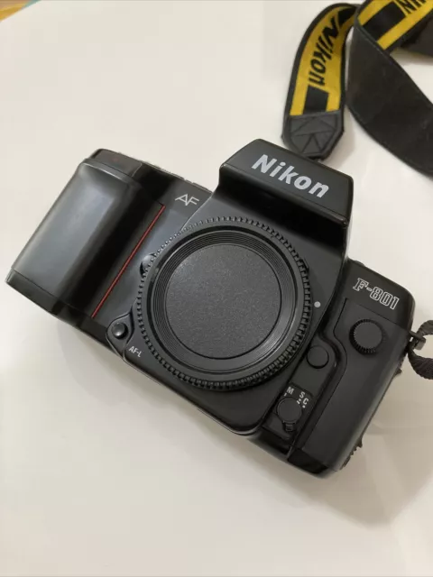 Nikon AF F-801 Analoge SLR Top