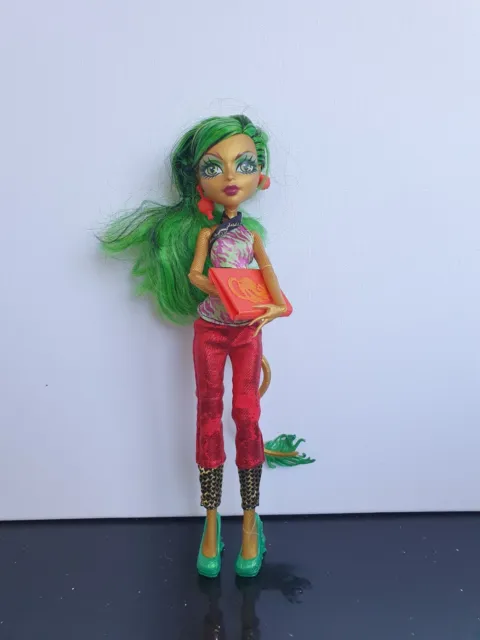 Monster High Jinafire Long Scaremester Doll