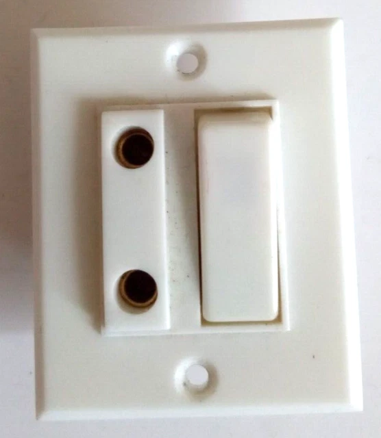 LEGRAND MISTRAL ANCIEN interrupteur Va et Vient + Prise TBE EUR 12,00 PicClick FR