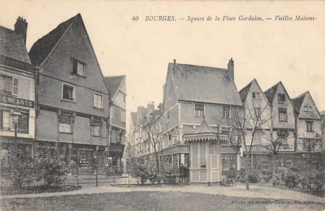 Cpa 18 Bourges Square De La Place Gordaine