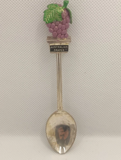 COLLECTABLE SOUVENIR VINTAGE Randa 84 Silver Plate 3D Australian Grapes ...