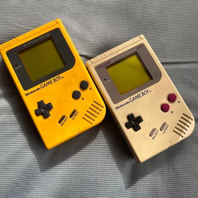 Lot 2 set Nintendo GameBoy GB Console Japan Vintage random color Junk for parts Lot 2 set Nintendo GameBoy GB Console Japan Vintage random color Junk for parts